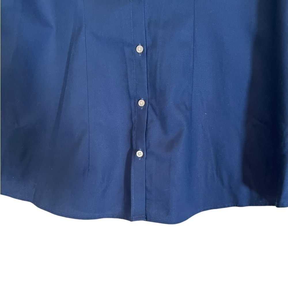 Lands' End Womens Navy Blue Solid Color Shirt in Size 6 - Picture 4 of 7